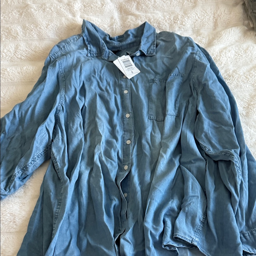 Torrid Light Blue Denim Shirt - Picture 3 of 4